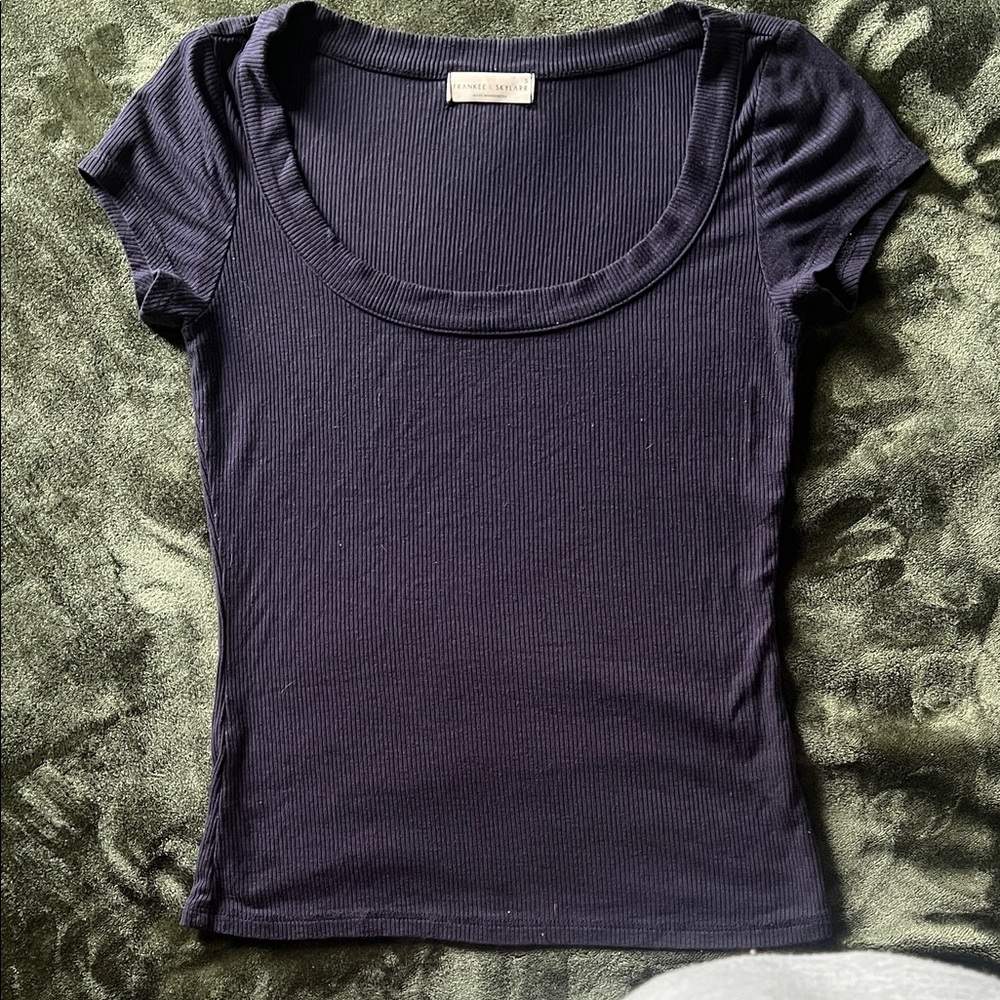 Bundle🌸$15 (3 items from closet)Dark Blue Ribbed Tee